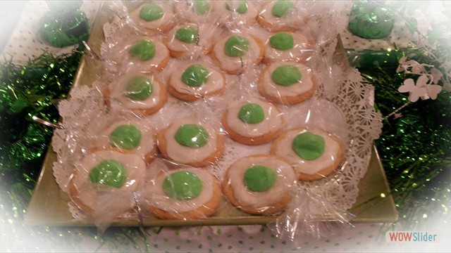 Green Eggs & Ham Cookies for the Readers